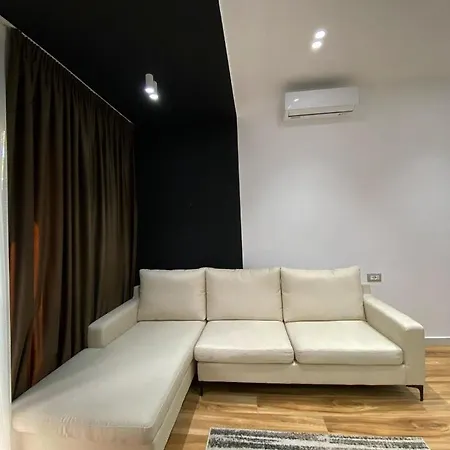 Comfort Апартаменты Тирана
